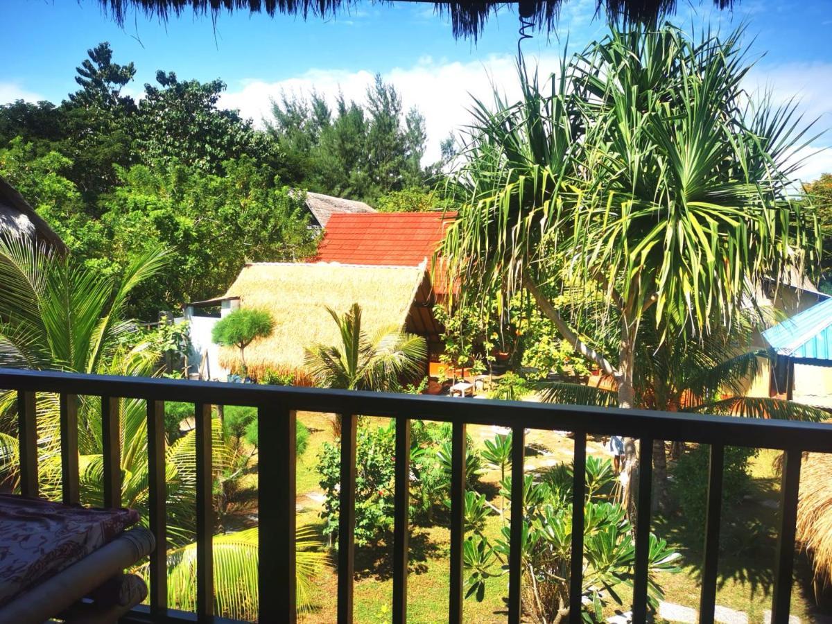 Kampung Meno Bungalows กิลิเมโน ภายนอก รูปภาพ
