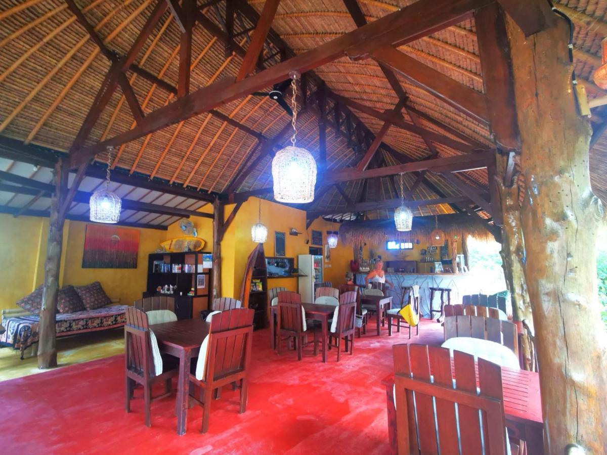 Kampung Meno Bungalows กิลิเมโน ภายนอก รูปภาพ