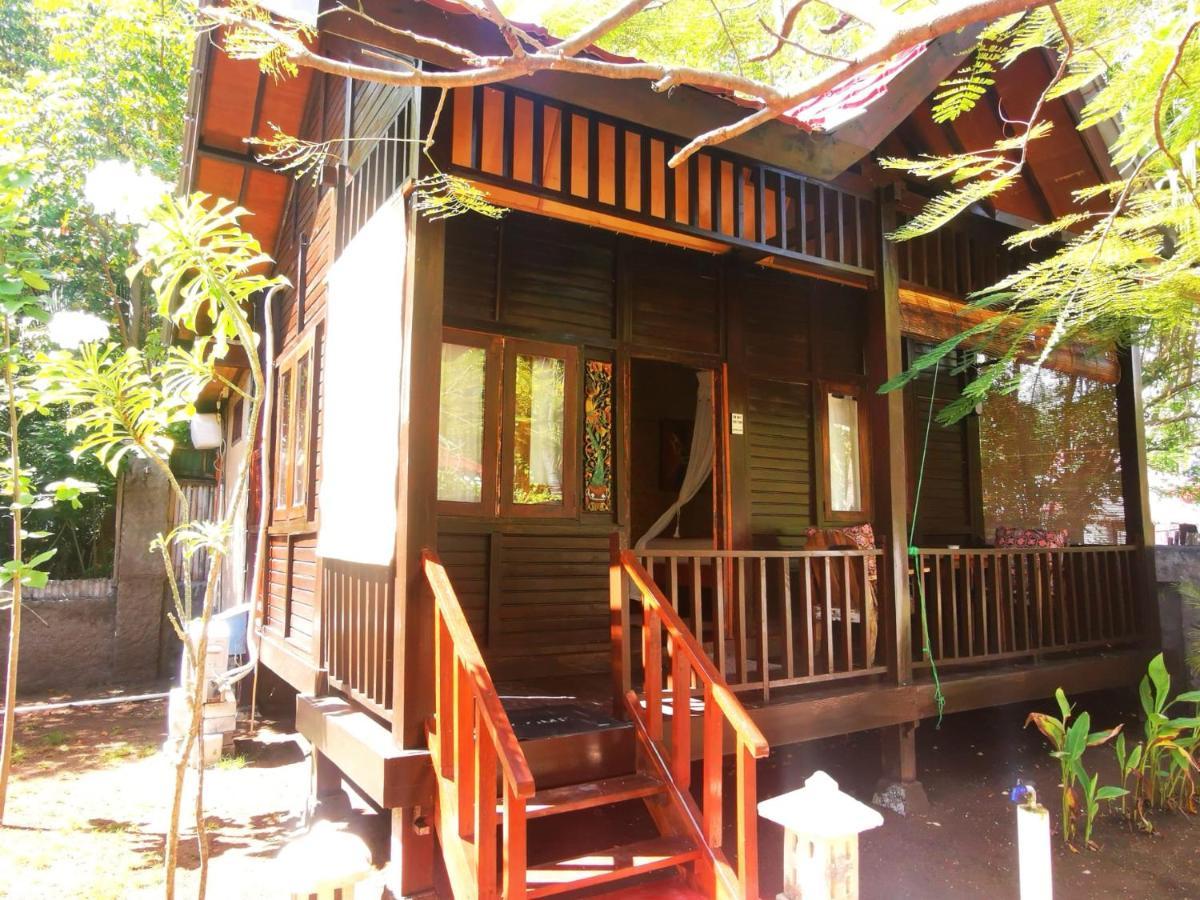 Kampung Meno Bungalows กิลิเมโน ห้อง รูปภาพ