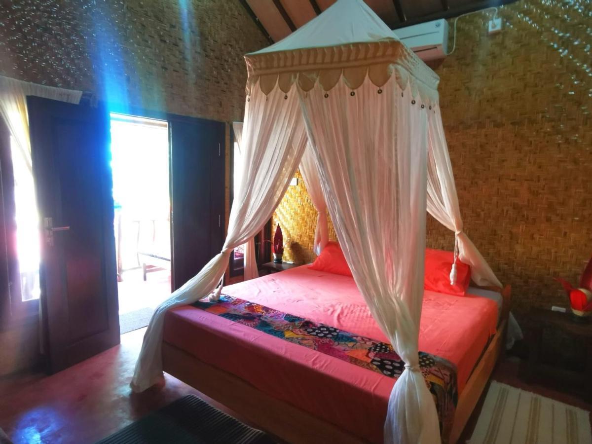 Kampung Meno Bungalows กิลิเมโน ห้อง รูปภาพ